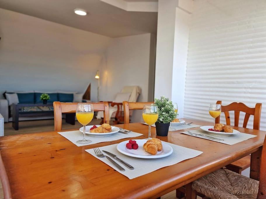 Encantador Duplex Para 6 A 1 Minuto De La Playa ベナルマデナ エクステリア 写真