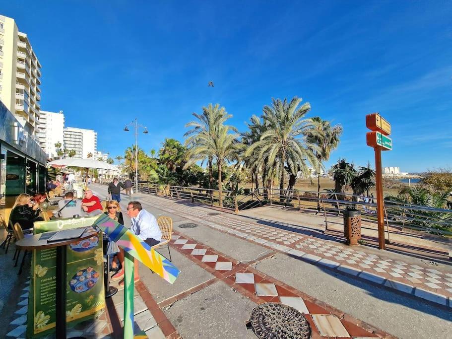 Encantador Duplex Para 6 A 1 Minuto De La Playa ベナルマデナ エクステリア 写真