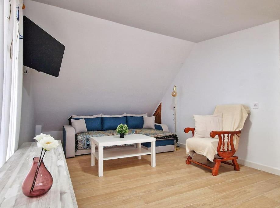 Encantador Duplex Para 6 A 1 Minuto De La Playa ベナルマデナ エクステリア 写真