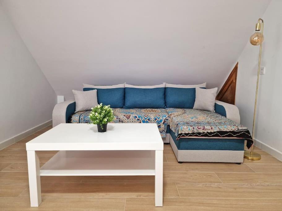 Encantador Duplex Para 6 A 1 Minuto De La Playa ベナルマデナ エクステリア 写真